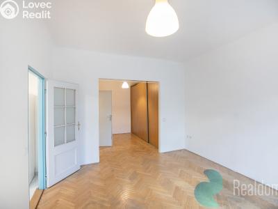 Pronájem bytu 1+1 Praha, Stroupežnického č. 4