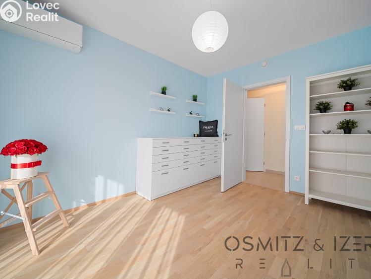 Prodej bytu 3+KK Praha, Šenácká 583/4 č. 10