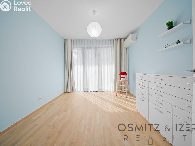 Prodej bytu 3+KK Praha, Šenácká 583/4 č. 11