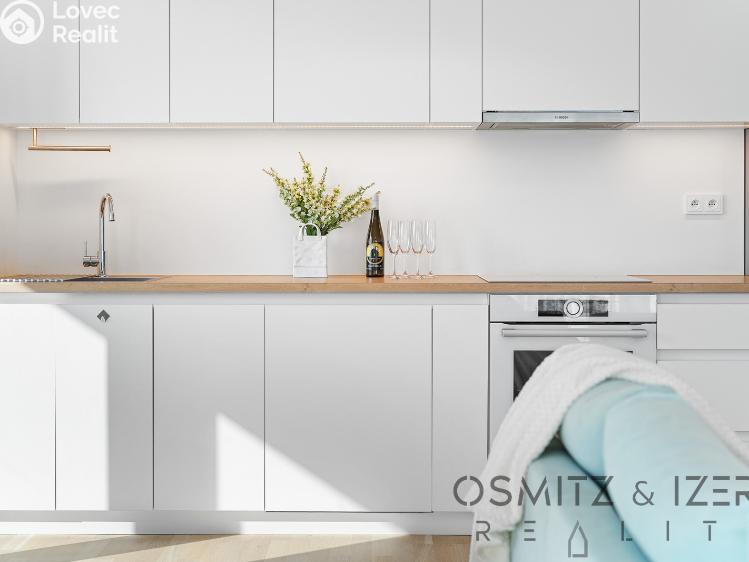 Prodej bytu 3+KK Praha, Šenácká 583/4 č. 25