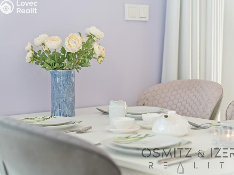 Prodej bytu 3+KK Praha, Šenácká 583/4 č. 27