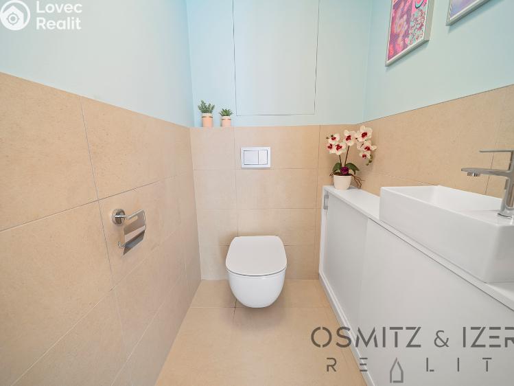 Prodej bytu 3+KK Praha, Šenácká 583/4 č. 32