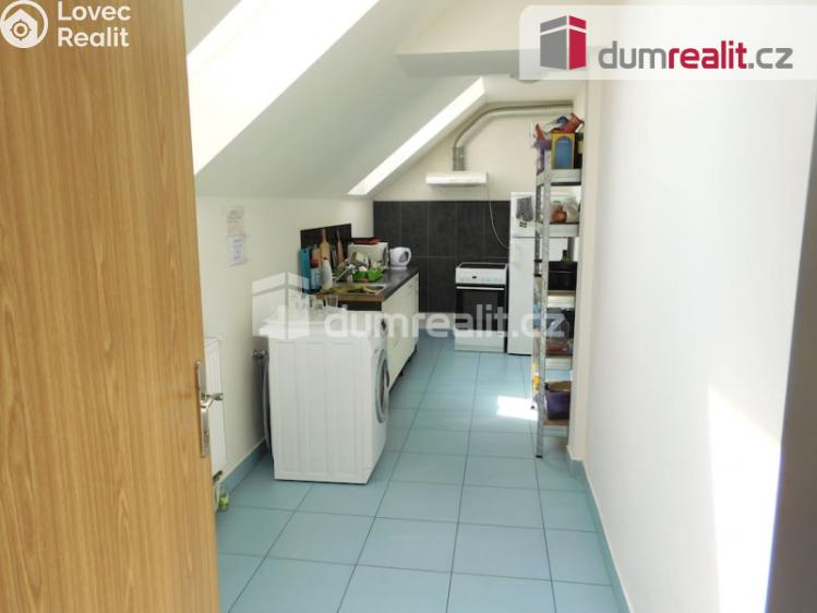 Pronájem bytu 1+KK Praha 8, Zenklova č. 7