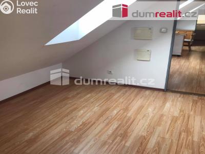 Pronájem bytu 3+KK Praha 8, Zenklova č. 4