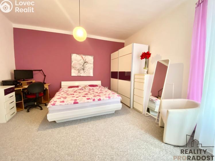 Pronájem bytu 3+1 Olomouc, 17. listopadu č. 12