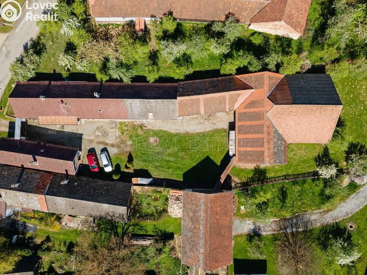 Prodej zemědělské usedlosti Krasonice č. 27