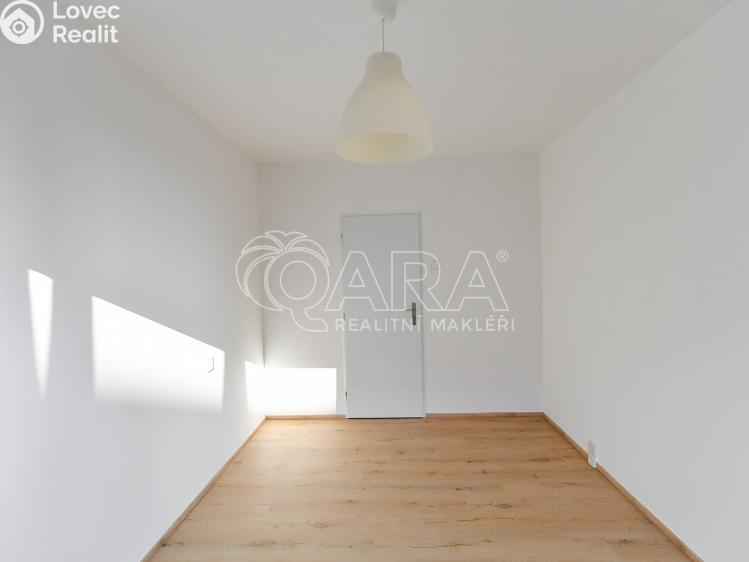Rent apartment 2+KK Praha, Famfulíkova 1135/10 č. 9