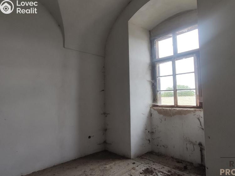 Prodej památky Vratěnín č. 10