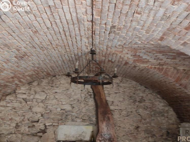 Prodej památky Vratěnín č. 18