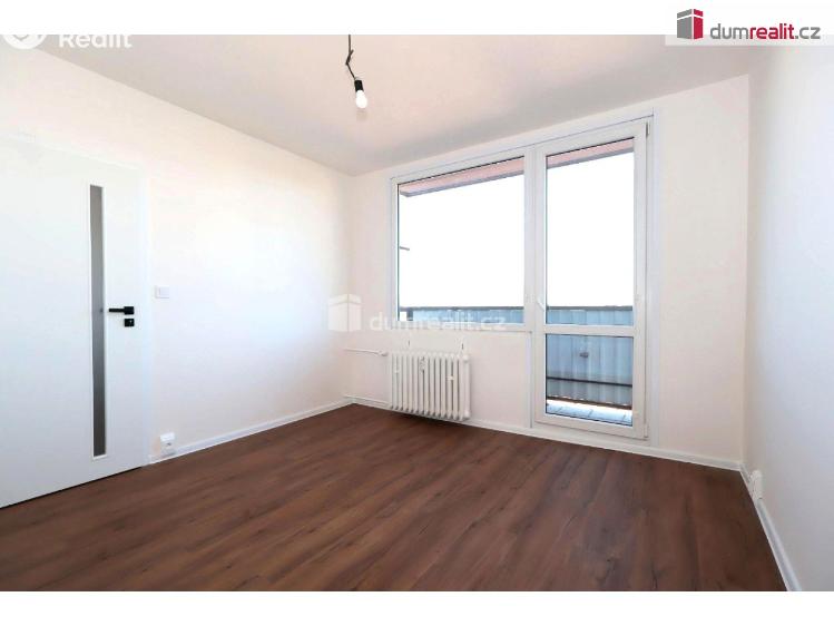 Prodej bytu 3+1 Praha 10, Jabloňová č. 8