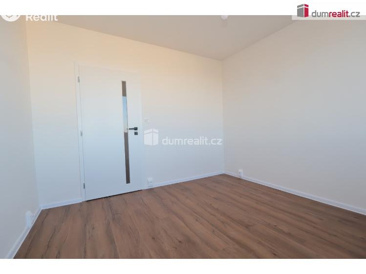 Prodej bytu 3+1 Praha 10, Jabloňová č. 13