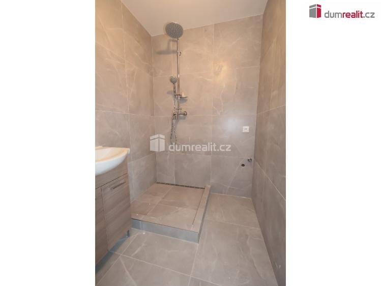 Prodej bytu 3+1 Praha 10, Jabloňová č. 18