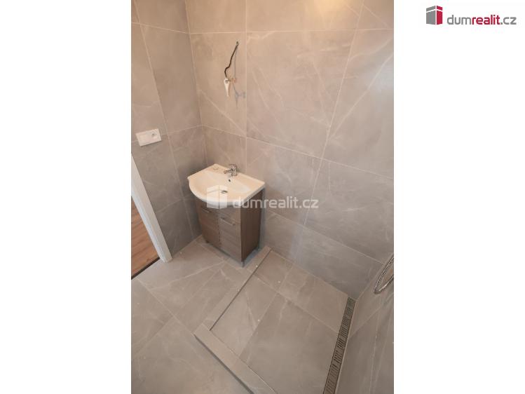 Prodej bytu 3+1 Praha 10, Jabloňová č. 20