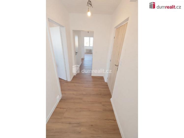 Prodej bytu 3+1 Praha 10, Jabloňová č. 24