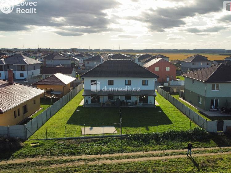 Prodej rodinného domu Polerady č. 8