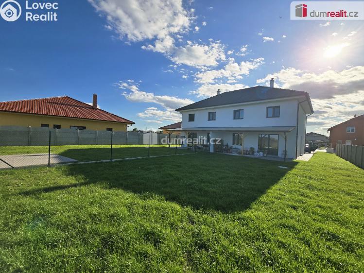 Prodej rodinného domu Polerady č. 9