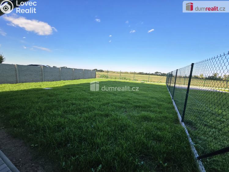 Prodej rodinného domu Polerady č. 11