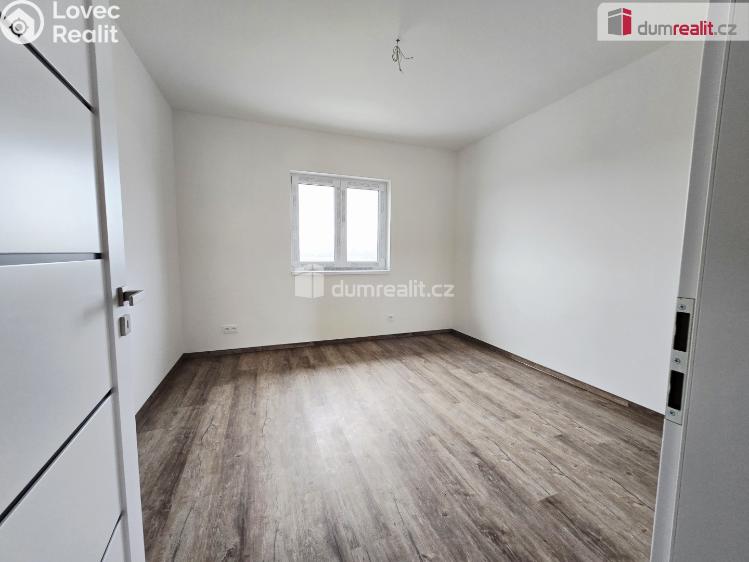 Prodej rodinného domu Polerady č. 23