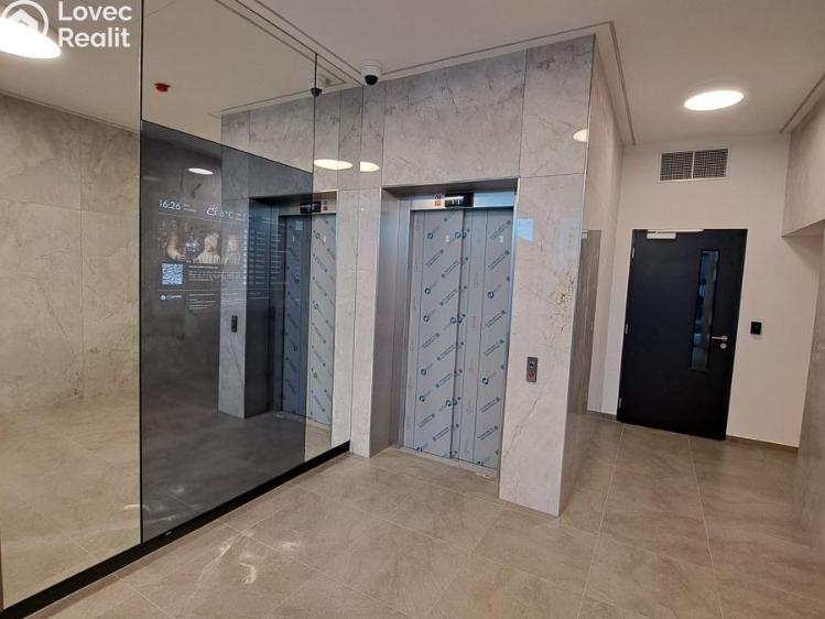 Pronájem bytu 1+KK Praha 10, Dolní Měcholupy, Honzíkova 711/19 č. 15