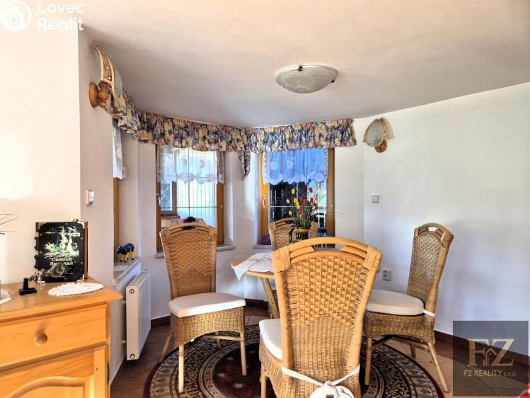 Prodej rodinného domu Černovice, Husovy sady 465 č. 20