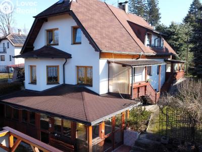 Prodej rodinného domu Černovice, Husovy sady 465 č. 1