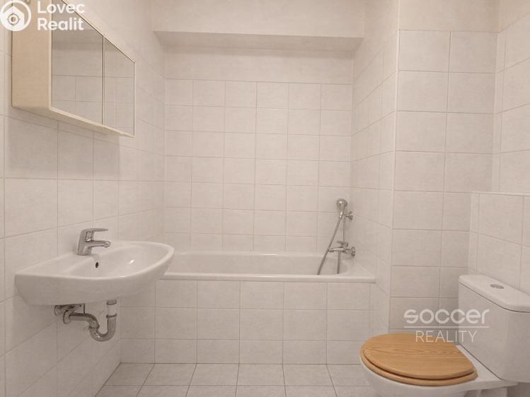 Pronájem bytu 1+KK Praha, Randova č. 6