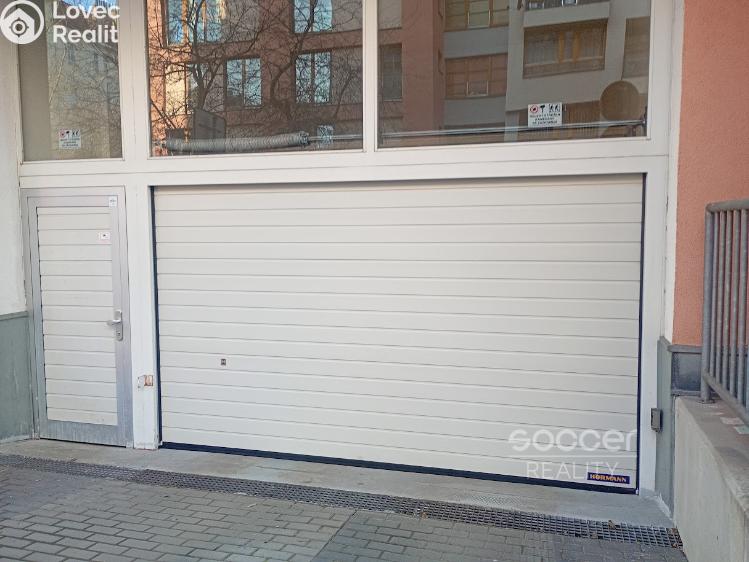 Pronájem bytu 1+KK Praha, Randova č. 7