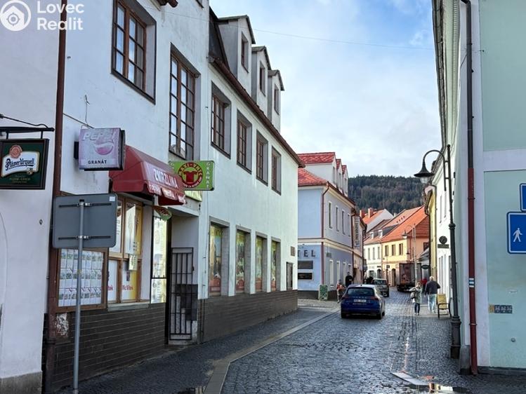 Prodej obchodního prostoru Sušice, náměstí Svobody 143 č. 11