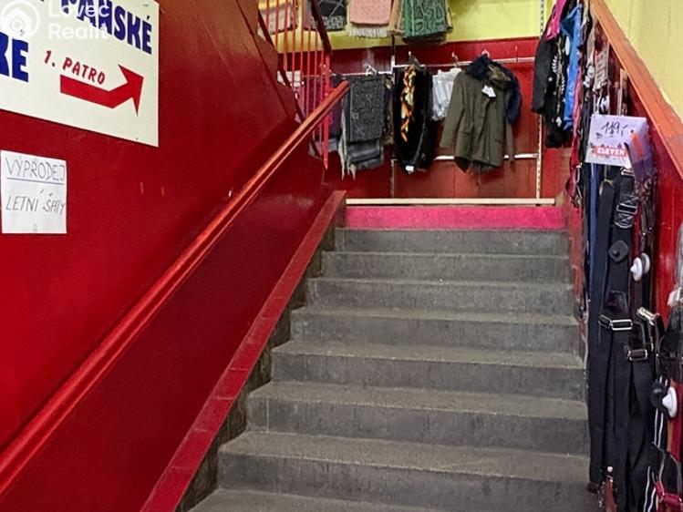 Prodej obchodního prostoru Sušice, náměstí Svobody 143 č. 16