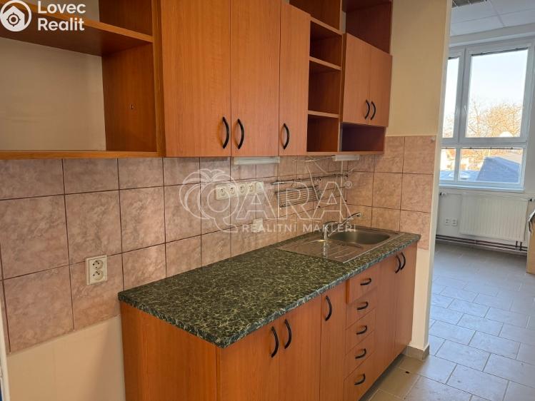 Rent warehouse Frenštát pod Radhoštěm, Martinská čtvrť 1698 č. 9