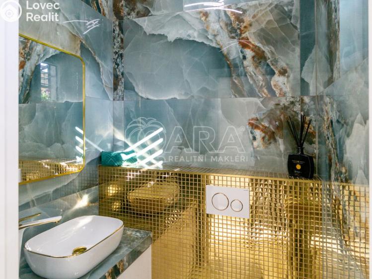 Prodej rodinného domu Rostoklaty č. 5