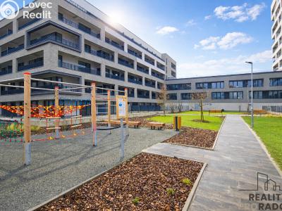 Pronájem bytu 1+KK Praha, Poděbradská č. 1