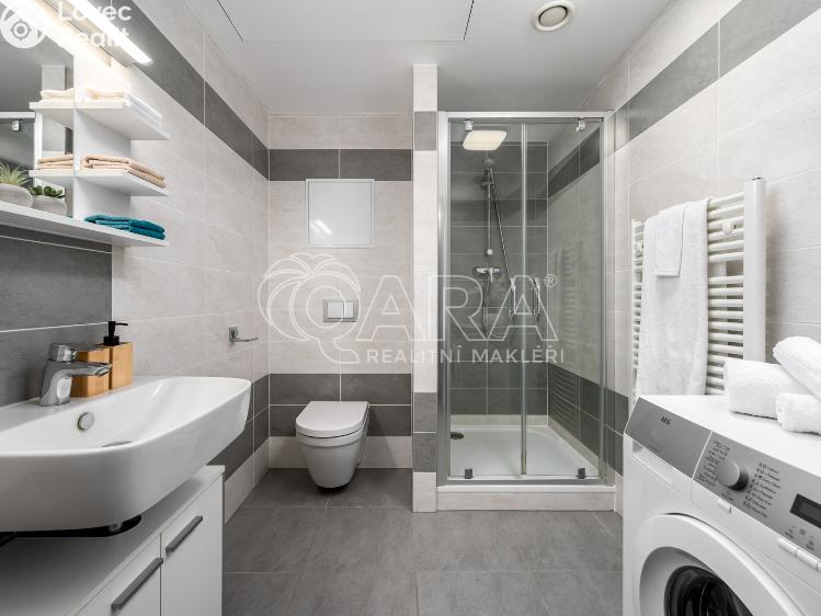 Prodej bytu 2+KK Praha, Tupolevova 506 č. 11