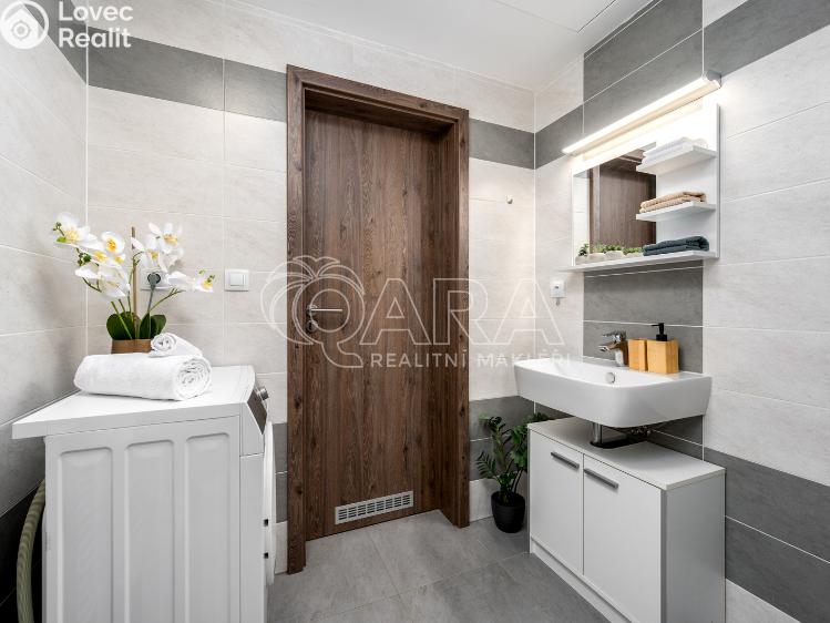 Prodej bytu 2+KK Praha, Tupolevova 506 č. 12