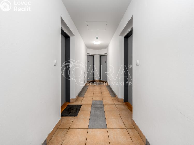 Prodej bytu 2+KK Praha, Tupolevova 506 č. 20