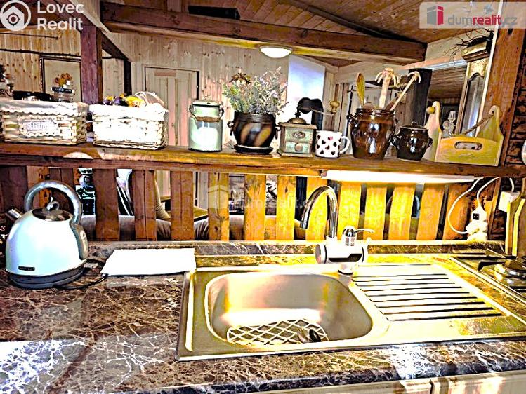 Prodej chaty Šťáhlavy č. 64