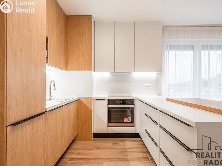 Pronájem bytu 3+KK Praha, Klapálkova 3368/28 č. 10