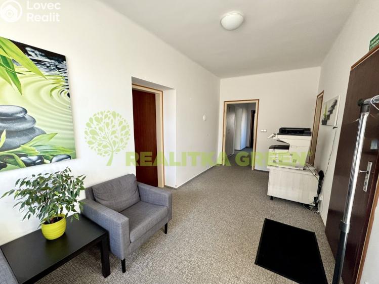 Pronájem kanceláře Zlín, Ševcovská 3667 č. 6