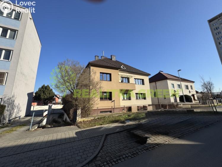 Оренда офісного приміщення Zlín, Ševcovská 3667 č. 23