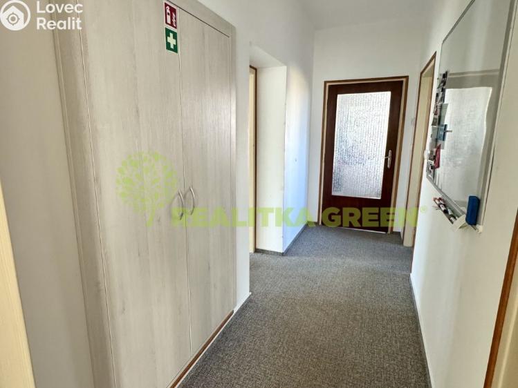 Pronájem kanceláře Zlín, Ševcovská 3667 č. 7