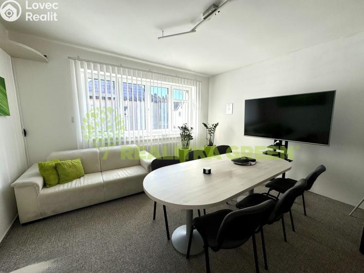 Pronájem kanceláře Zlín, Ševcovská 3667 č. 9