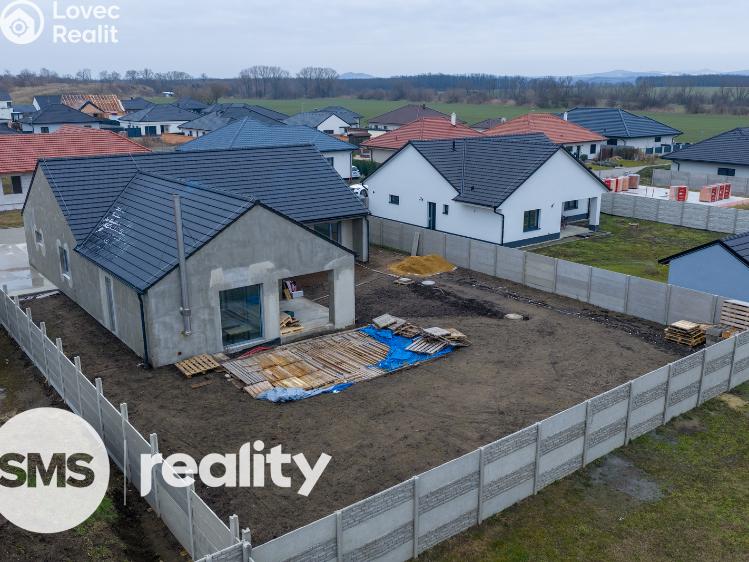 Prodej rodinného domu Březí, Břízová 700 č. 34