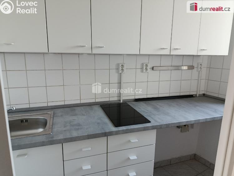 Аренда квартиры 1+KK Praha 4, Týmlova č. 9