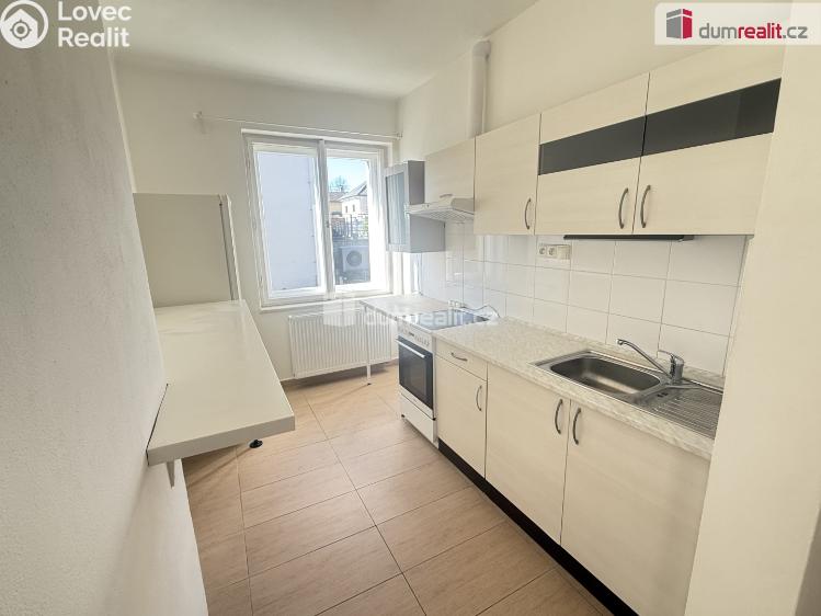 Rent apartment 2+1 Praha 16, Plánická č. 14