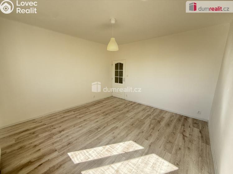 Rent apartment 2+1 Praha 16, Plánická č. 15