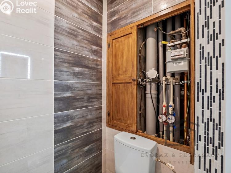 Prodej bytu 2+KK Praha, Zápasnická 879/7 č. 16