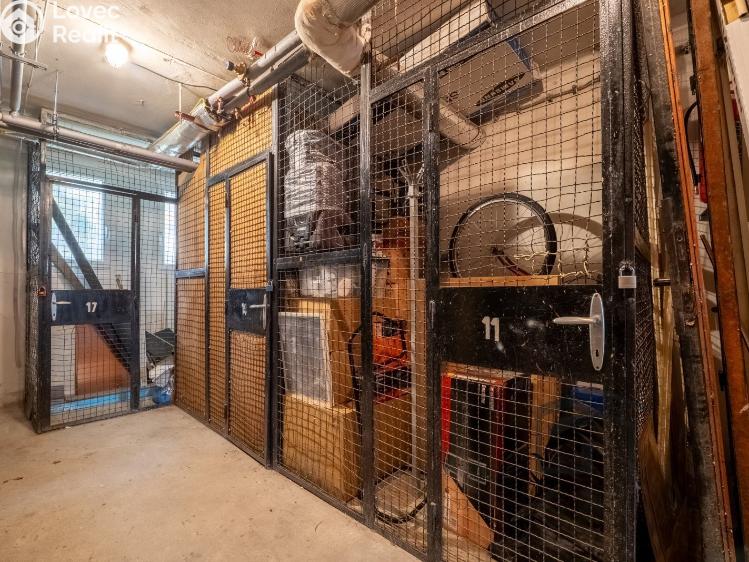 Prodej bytu 2+KK Praha, Zápasnická 879/7 č. 25