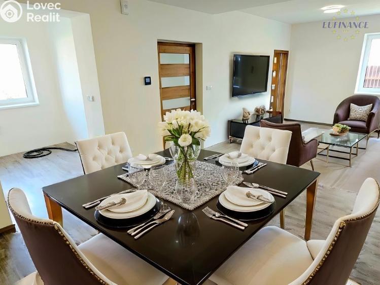 Prodej bytu 3+1 Kralupy nad Vltavou, Marie Majerové 474 č. 7