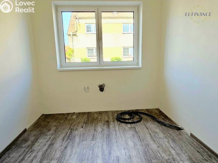 Prodej bytu 3+1 Kralupy nad Vltavou, Marie Majerové 474 č. 15