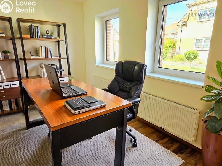 Prodej bytu 3+1 Kralupy nad Vltavou, Marie Majerové 474 č. 17